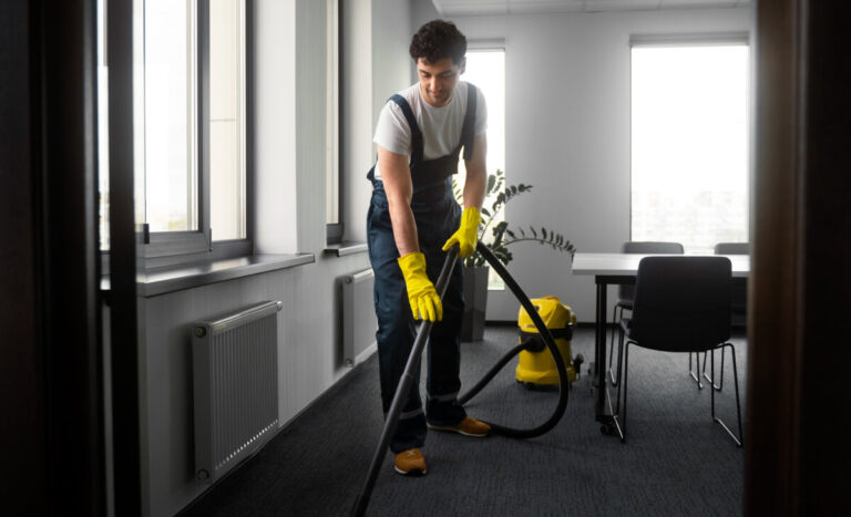 5 Reasons to Hire a Professional Cleaning Service for Your Home